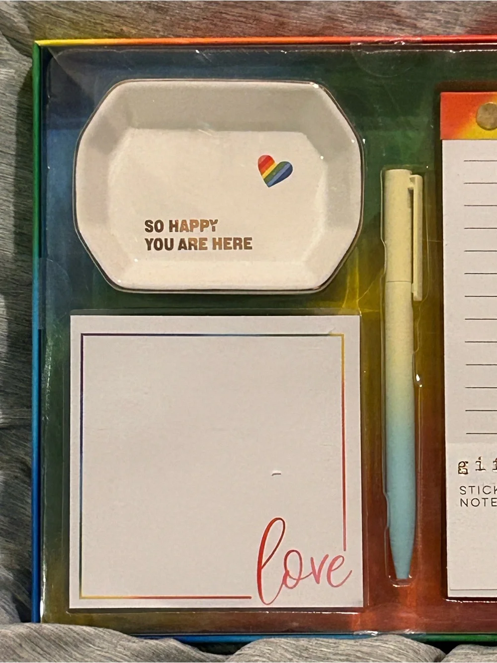 cbe Design Rainbow Sticky Note And Pen Gift Set NWTS